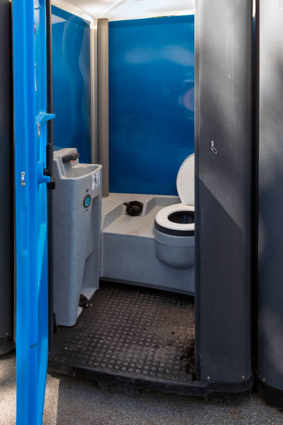Portable Toilet Options We Offer in Mineville, NY